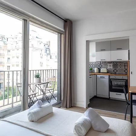 élégant Au Cœur Du 16e Arrondissement Parigi